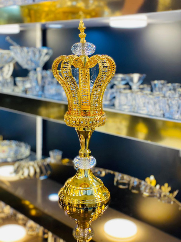 شمعدان نگین طلائی