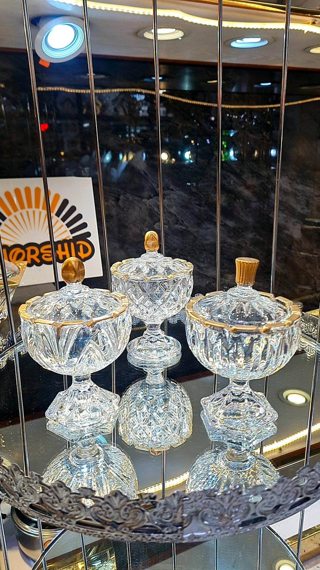قندان پایه دار وارداتی لب اکلیل